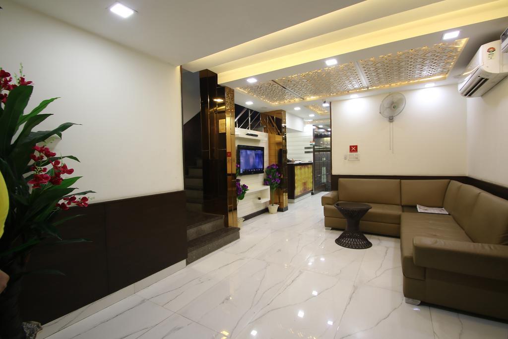Hotel Hill Palace -Near Karol Bagh Metro Station Delhi  Exterior foto