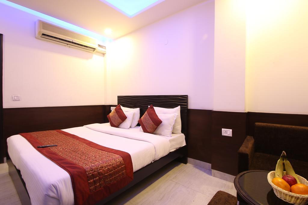 Hotel Hill Palace -Near Karol Bagh Metro Station Delhi  Exterior foto