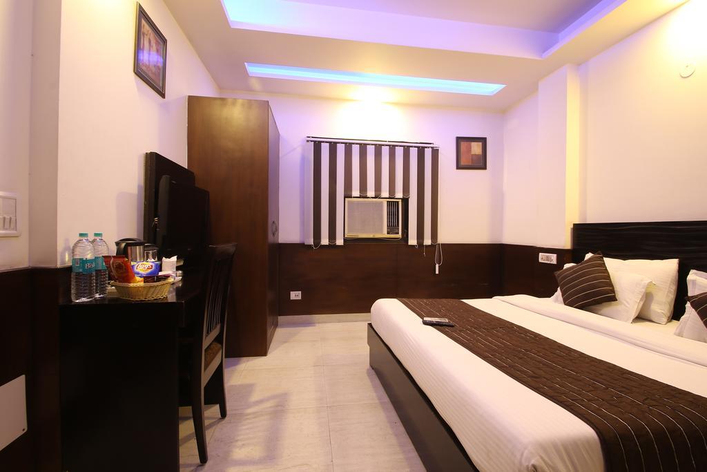 Hotel Hill Palace -Near Karol Bagh Metro Station Delhi  Exterior foto