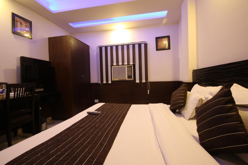 Hotel Hill Palace -Near Karol Bagh Metro Station Delhi  Exterior foto