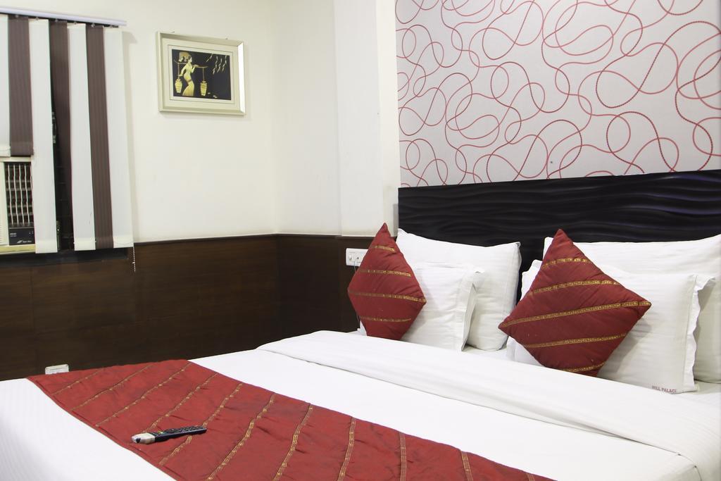 Hotel Hill Palace -Near Karol Bagh Metro Station Delhi  Exterior foto