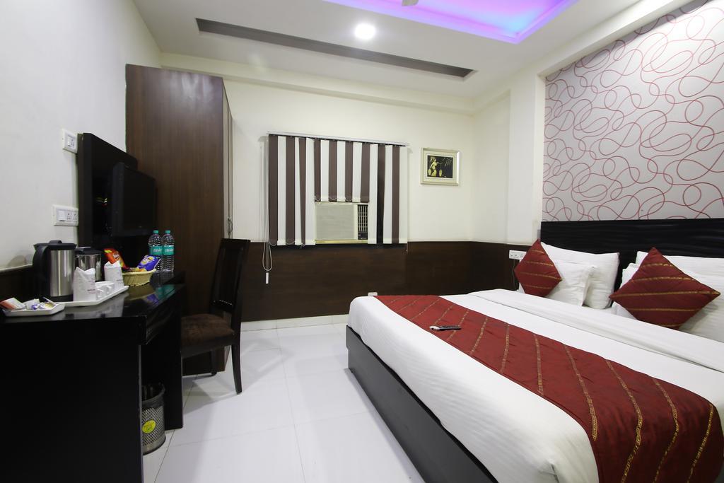 Hotel Hill Palace -Near Karol Bagh Metro Station Delhi  Exterior foto